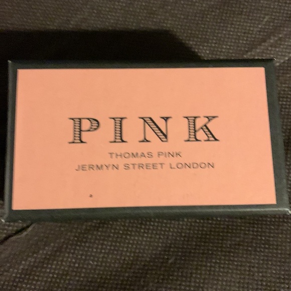 Thomas Pink Oval Red cufflinks - Picture 4 of 4